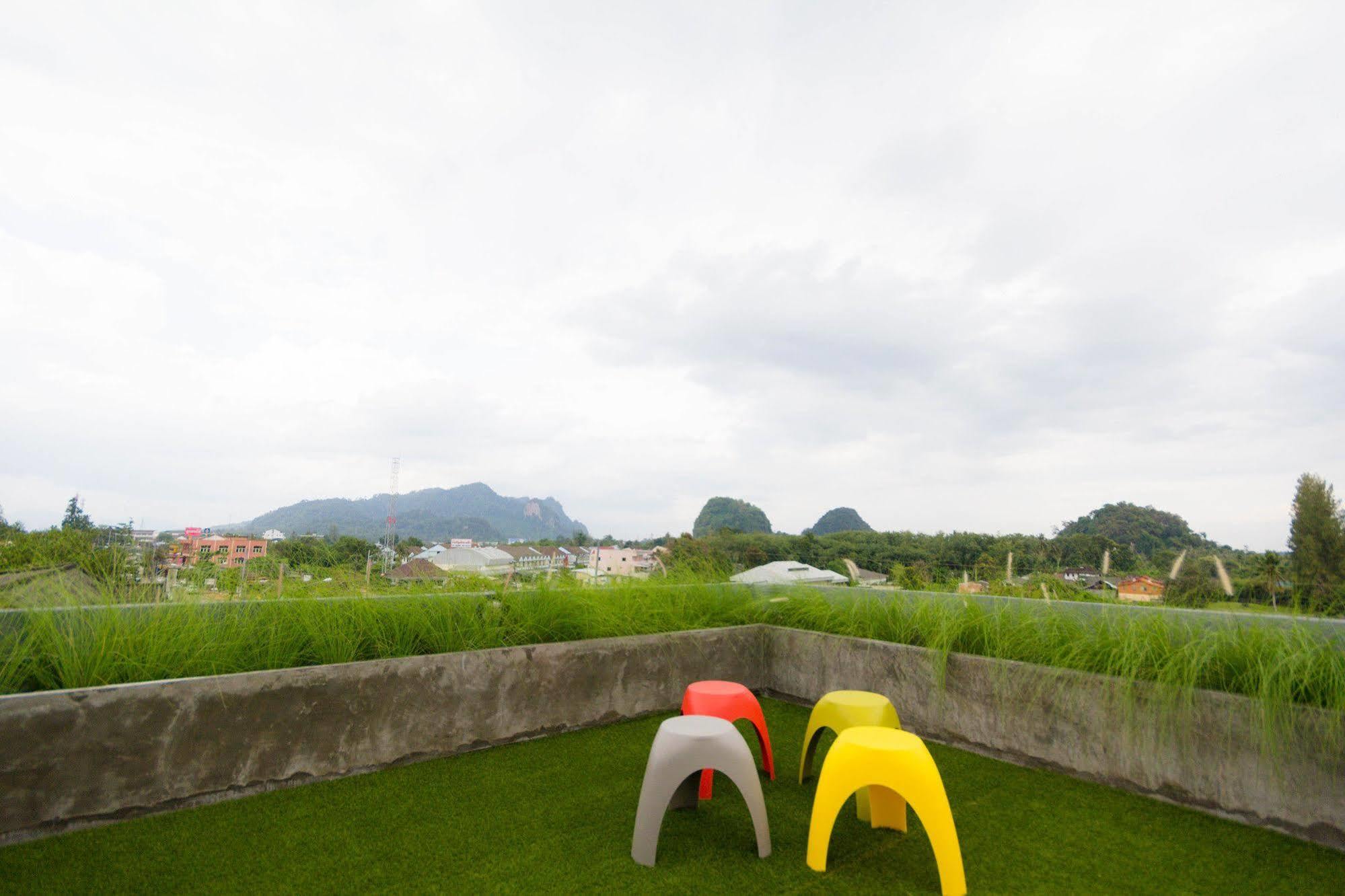 Oyes Hostel Krabi town Eksteriør bilde